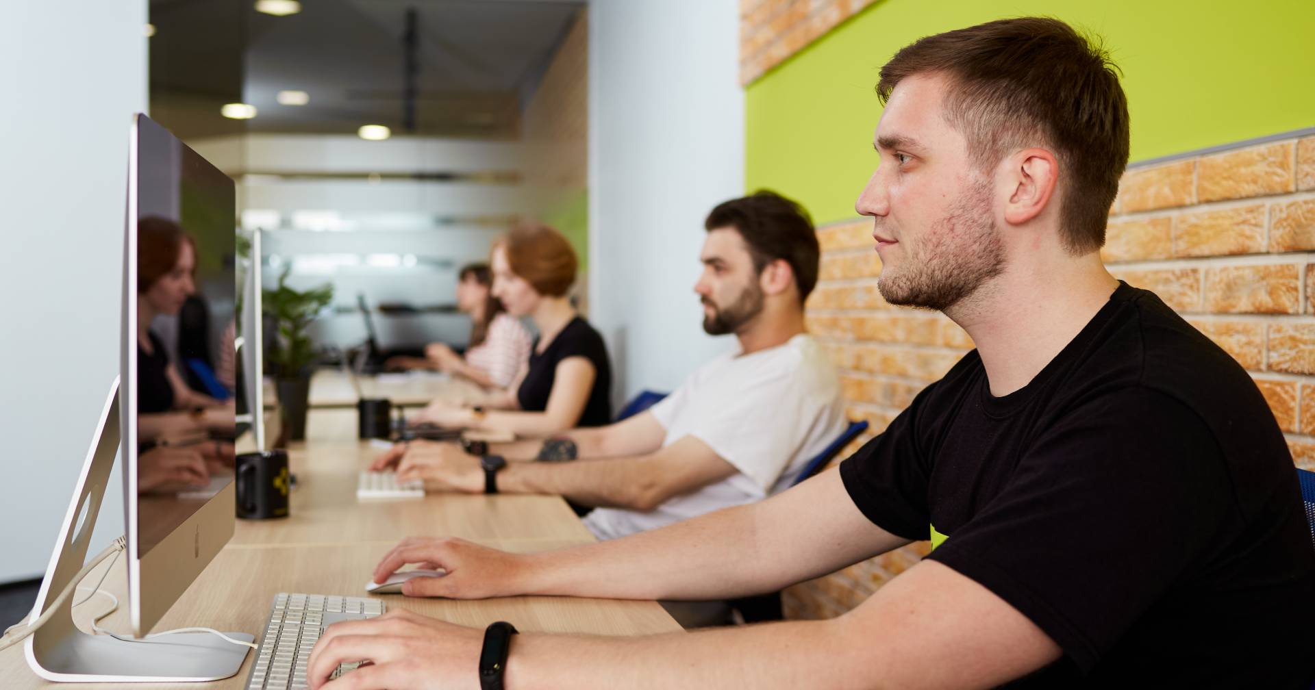 http://dev.computools.ua/wp-content/uploads/2022/02/Group-648-1.jpg