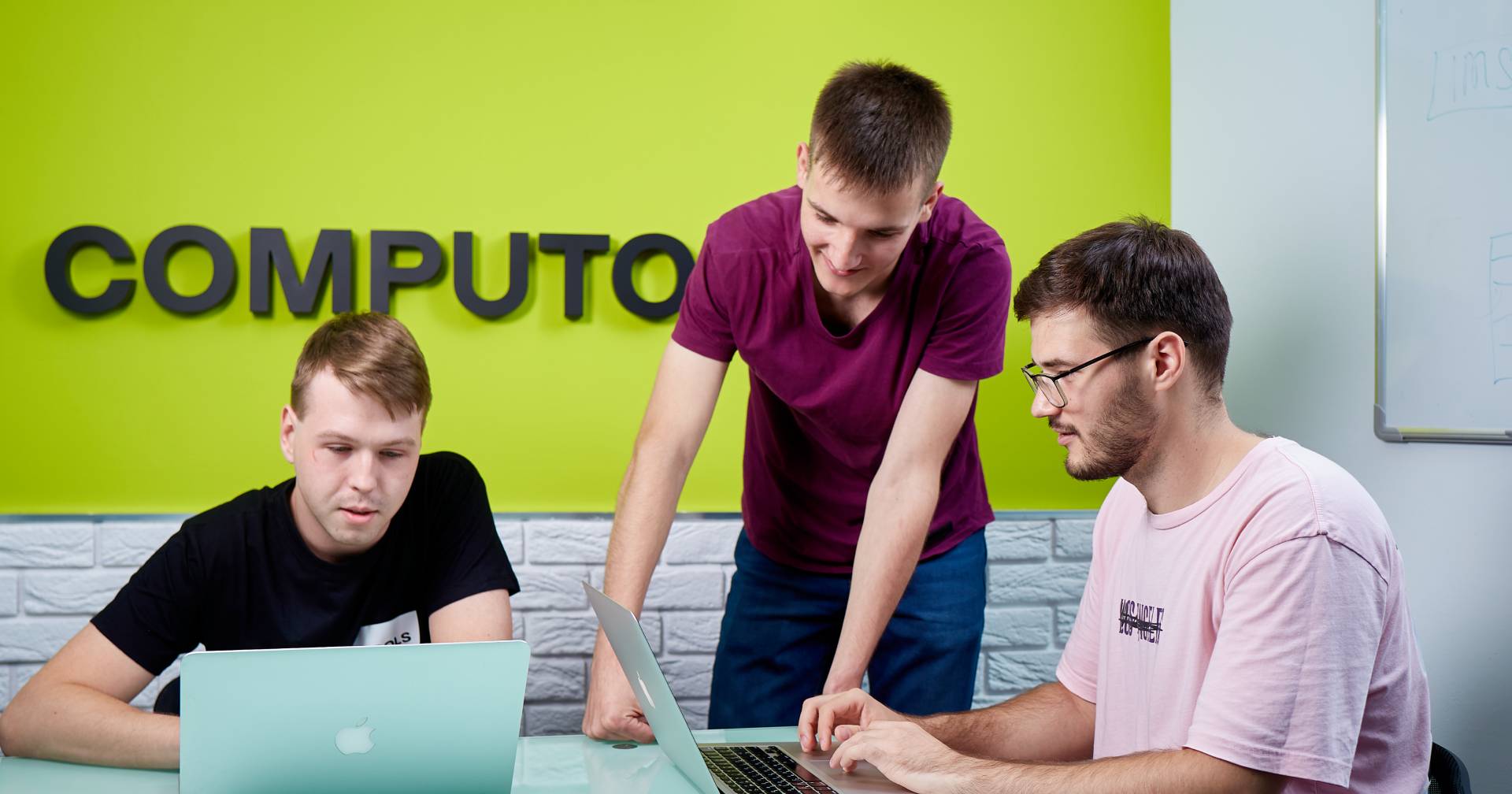 http://dev.computools.ua/wp-content/uploads/2022/05/Group-648-4.jpg